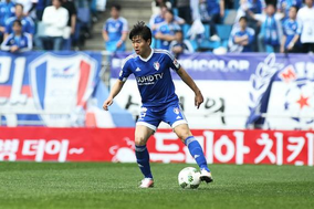 阿尔瓦雷斯双响 马竞4-2巴拉多利德距榜首7分